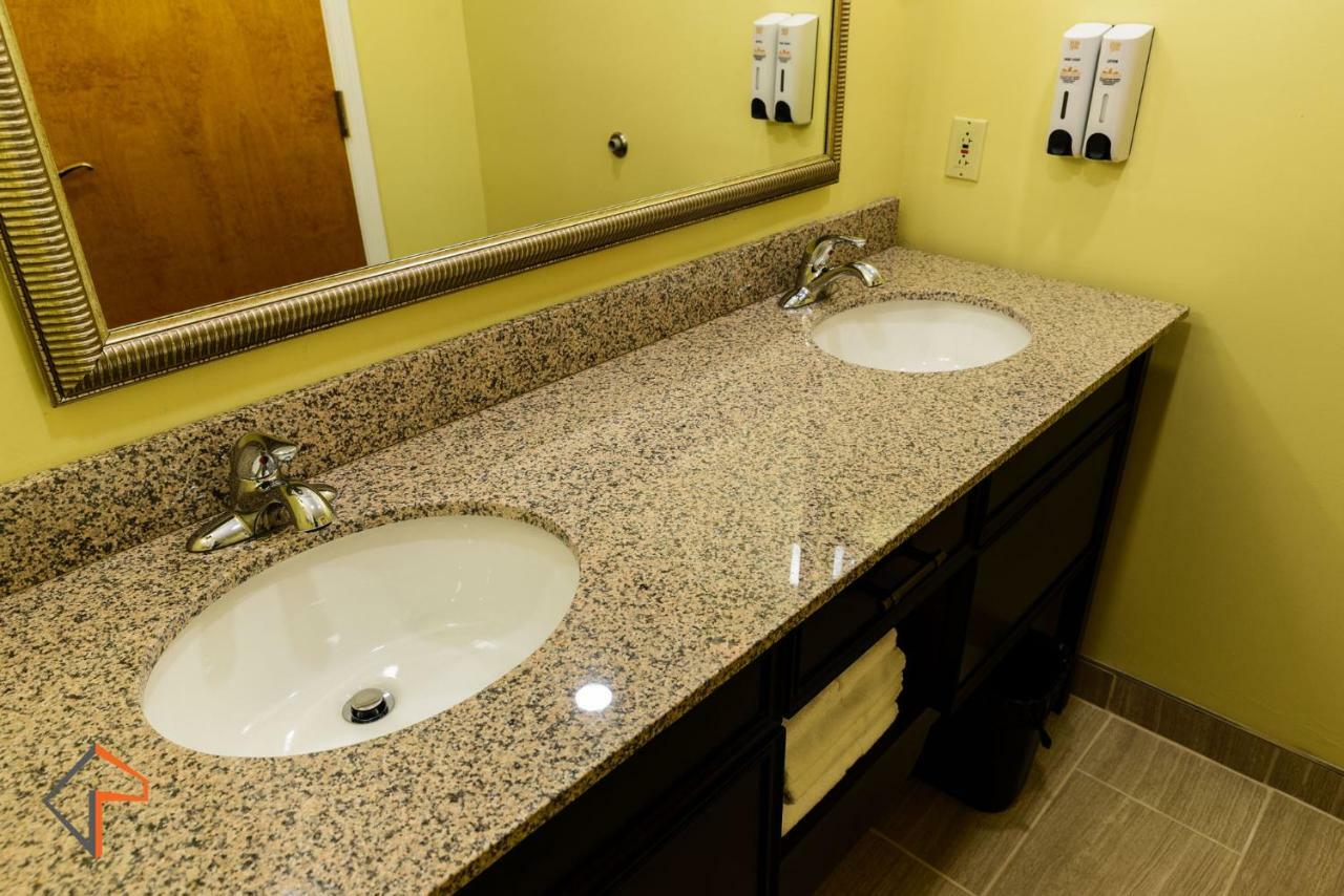 Asbury Inn & Suites Wilmore Buitenkant foto